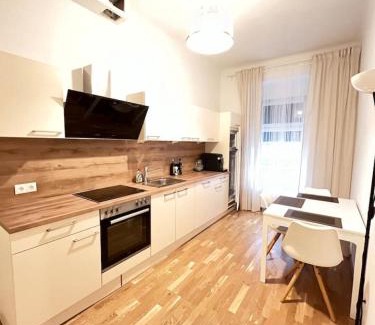 Eggenberg Apartamento | Living Graz Eggenberg Top 9