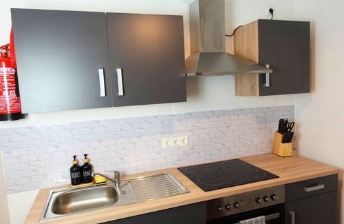Fulda Apartamento | Living La Christal FeWo mit Workspace & Games
