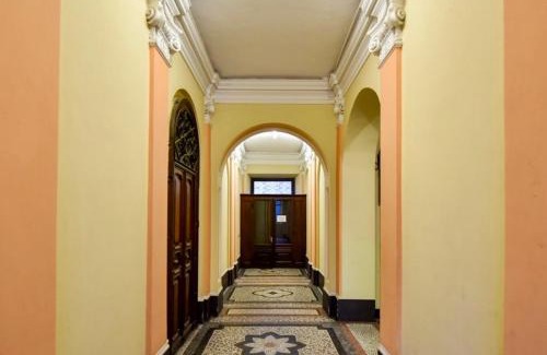 San Donato Apartamento | Living lofT San Donato