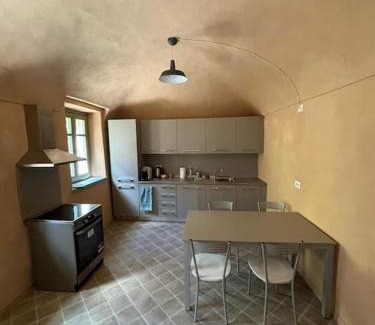 Cella Monte Cama Y Desayuno | Living Monferrato