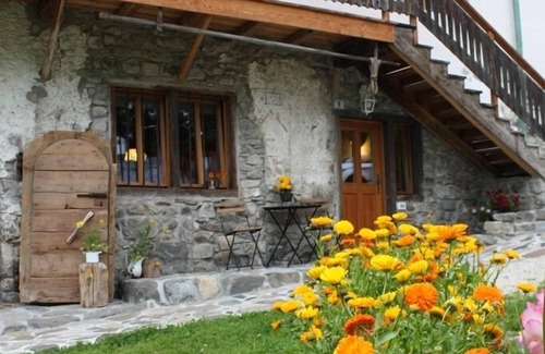 Selva di Cadore Apartamento | Vivir la tradición en el corazón de los Dolomitas UNESCO, senderismo y esquí