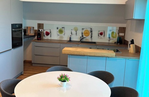 Korntal-Munchigan Apartamento | LivingMe Cozy 3 rooms to relax in