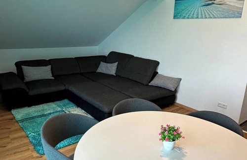 Korntal-Munchigan Apartamento | LivingMe Cozy 3 rooms to relax in