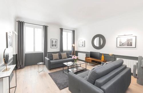 Quartier du Faubourg-Montmartre Apartamento | LivinParis - Luxury 3 Bedrooms Opera I