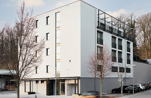 Berg Apartamento | Livisit bergapartment 43 - double room 36 sqm - with large south-facing roof terrace