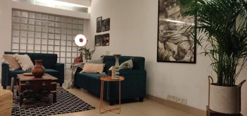 Kochi Apartamento | LIYA by Sunsets and Palm Trees