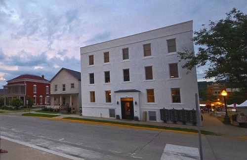 Decorah Casa | Lizzie's Lofts: Downtown, Family-Friendly, Spacious Mansion in Vibrant Decorah