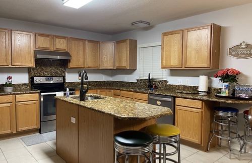 Lakeland Casa | LKLD Homecation b/w Orlando and Tampa airports, theme parks/recreational parks.