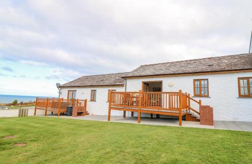 Mwnt Casa | Llaethdy