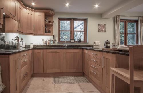 Fishguard Casa | Llais Afon - 3 Bedroom Holiday Home - Fishguard