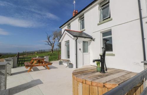 Dwrbach Casa | Llanwern Farm