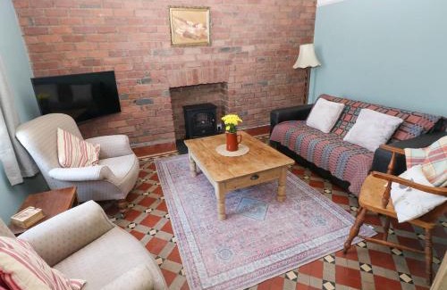 Dwrbach Casa | Llanwern Farm