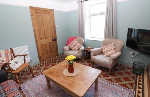 Dwrbach Casa | Llanwern Farm