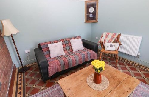 Dwrbach Casa | Llanwern Farm