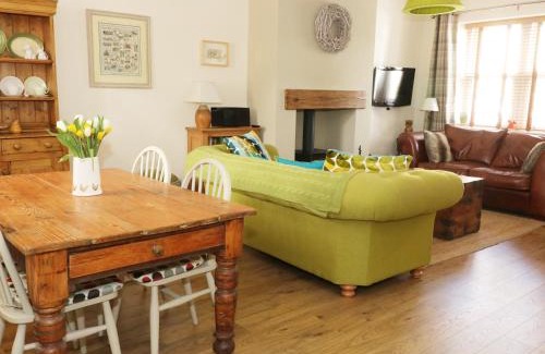 Dolwyddelan Casa | Llwyn Onn