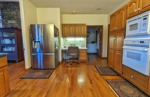 Lake Junaluska Casa | Llyn Blaen Upper, Lake Junaluska, Lakeside and Mountain Views, Gas FP, Central