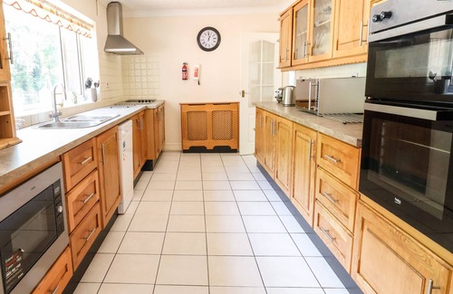 Ruabon Cabaña | Llys Offa, RUABON