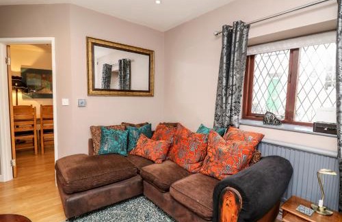 Carmarthen Casa | Llys-Yr-Onnen
