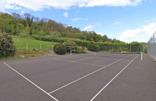Saint-Germain-de-Clairefeuille Casa | Longère avec spa, tennis privé et recharge électrique - FR-1-497-221