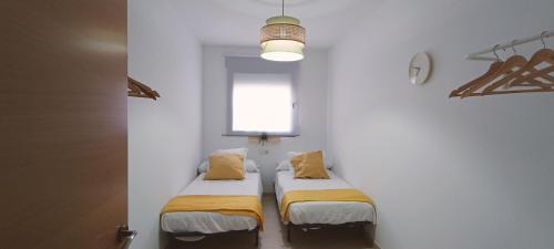 L'Aldea Apartamento | Lo piset del Delta: Apartamento con piscina para 4