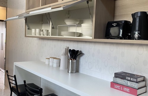 Recreio dos Bandeirantes Apartamento | Local 401 Apartment
