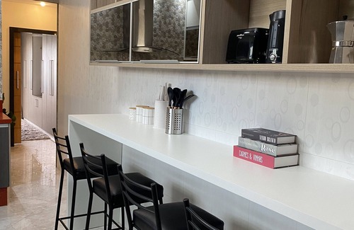Recreio dos Bandeirantes Apartamento | Local 401 Apartment