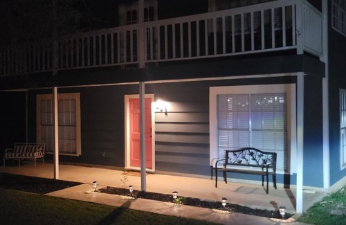 Liberty Hill Casa | Local Host - The Pink Door - 2 Bedroom Home