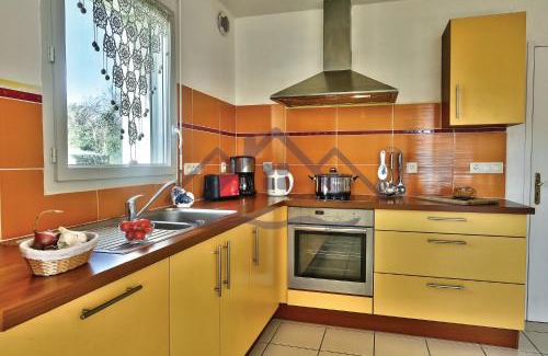 Guilvinec Casa | LocaLise - M12 - La petite Ty Marjan - Maison familiale avec jardin - A quelques pas des plages et du centre - Animaux admis - Wifi inclus - Draps inclus