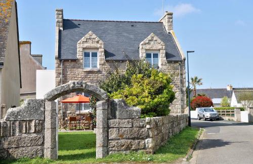 Treffiagat Casa | LocaLise - M6A - Ty Heol - Maison de vacances à quelques pas du port et des plages - jardin avec terrasse entièrement clos - wifi inclus