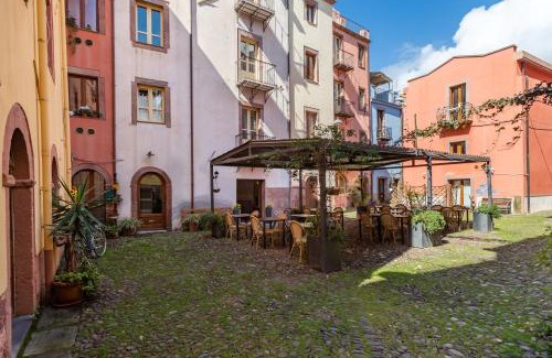Bosa Historic Centre Hotel | Locanda di Corte