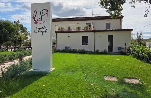 San Giovanni In Marignano Hotel | Locanda la Pergola