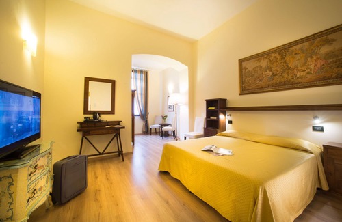 Sant' Ambrogio Cama Y Desayuno | Locanda Orchidea - B&B