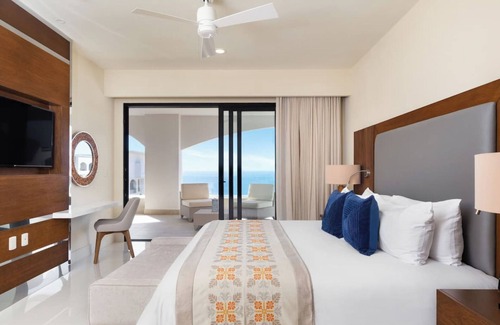 San Jose del Cabo Complejo | Located between Cabo and San Jose on tulie beach