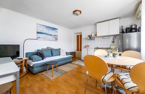 Baska Apartamento | Situado junto al mar