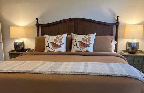 Danville Casa | Located in Historic Old West End. Minutes from the River District and Casino.