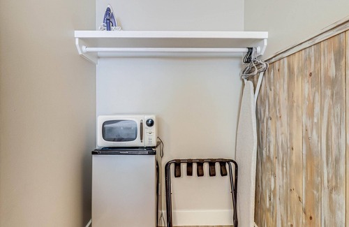 Rockport Cabaña | Located in town, walking distance to marina and festival grounds. Cottage 3