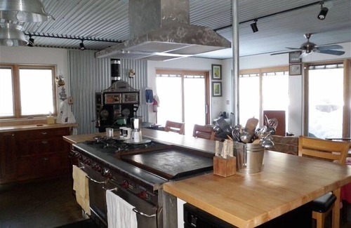 Ponderosa Cabina | Ubicado en 15 acres hermosos en el prado de Kramer, Ponderosa, muy privado