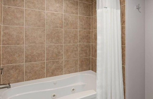 Ash Complejo | Located On Cherry Grove Beach-Wyndham Towers On The Grove- 3 Bd. Dx. Oceanfront