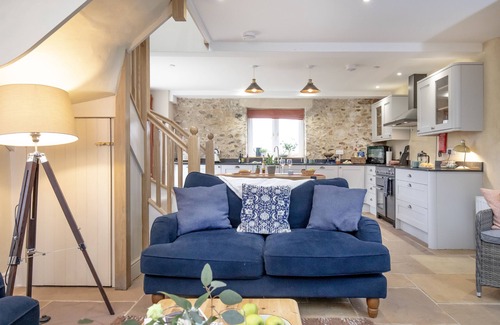 Holditch Cabaña | Located within an AONB and in an ideal location sitting on the border of Dorset and Devon