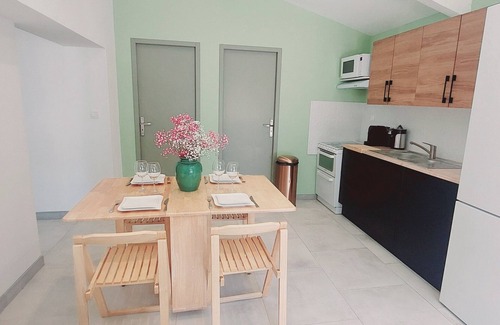 Neoules Apartamento | Location à la Semaine