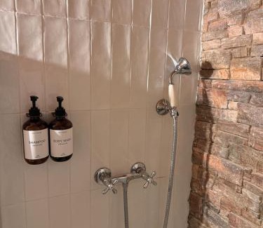 Olmeto Apartamento | Location atypique village olmeto