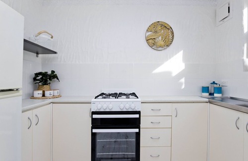 Glenelg Apartamento | Location & Comfort Plus