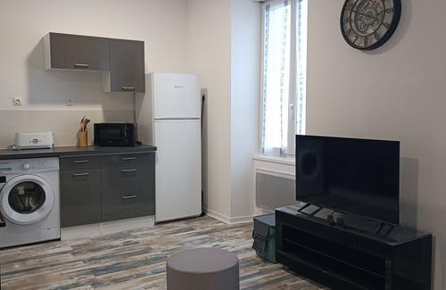Bourcefranc-le-Chapus Apartamento | Location D'un T2 Rénové aux Portes de L'ile D'oléron