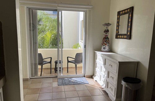 Gonzalo Guerrero Condominio | Location, Location, Location!! Beautiful Modern Condo 1 Blk from Beach/5th Ave