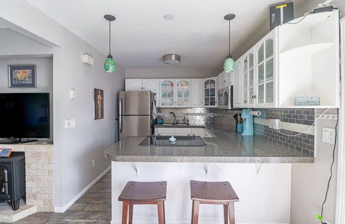 Solana Beach Condominio | LOCATION, LOCATION, LOCATION - Walk to Del Mar Racetrack, Beach, Downtown