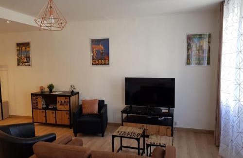 Cuges-les-Pins Apartamento | Location proche de Marseille, Cassis, La Ciotat, Circuit Paul Ricard