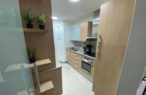 Chacao Apartamento | Location & Style, Spacious Apartment in El Rosal, CCS