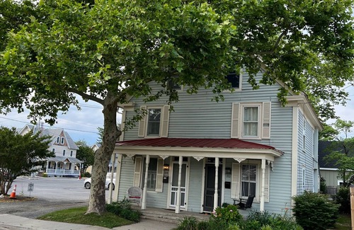 Lewes Casa | Location! Walk or bike to everything Lewes has to offer.