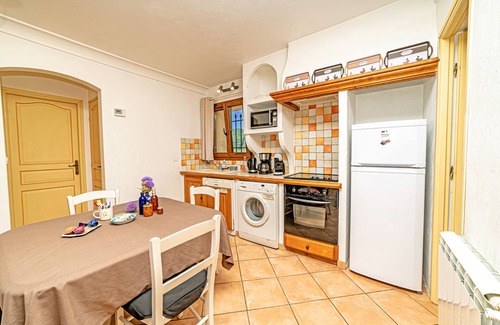 Le Bar-sur-Loup Apartamento | LOCATIONS-06 - LA MAISON NOELIE 1ER ETAGE 300M RIVIERE 30mn NICE CANNES ANTIBES