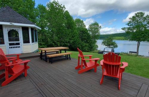 Antigonish County Casa | Lochaber Lakeview Cottage